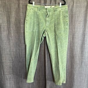 Anthropologie the wanderer green floral cropped tapered leg jeans size 32